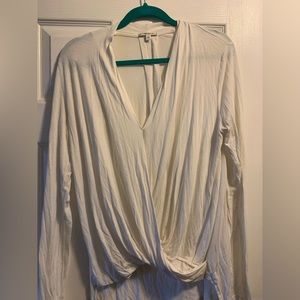 Stella and Dot twist top